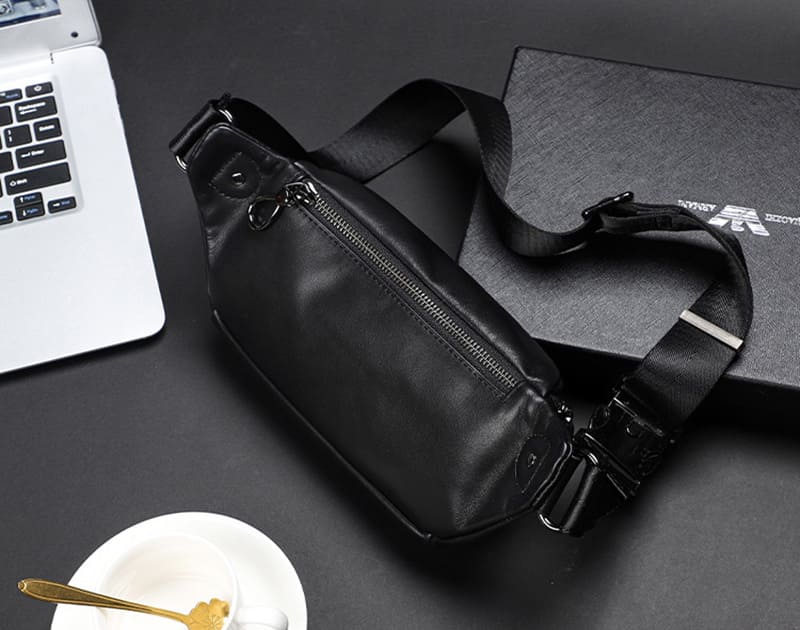 Herren Hüfttasche schwarz weiches Leder Bauchtasche