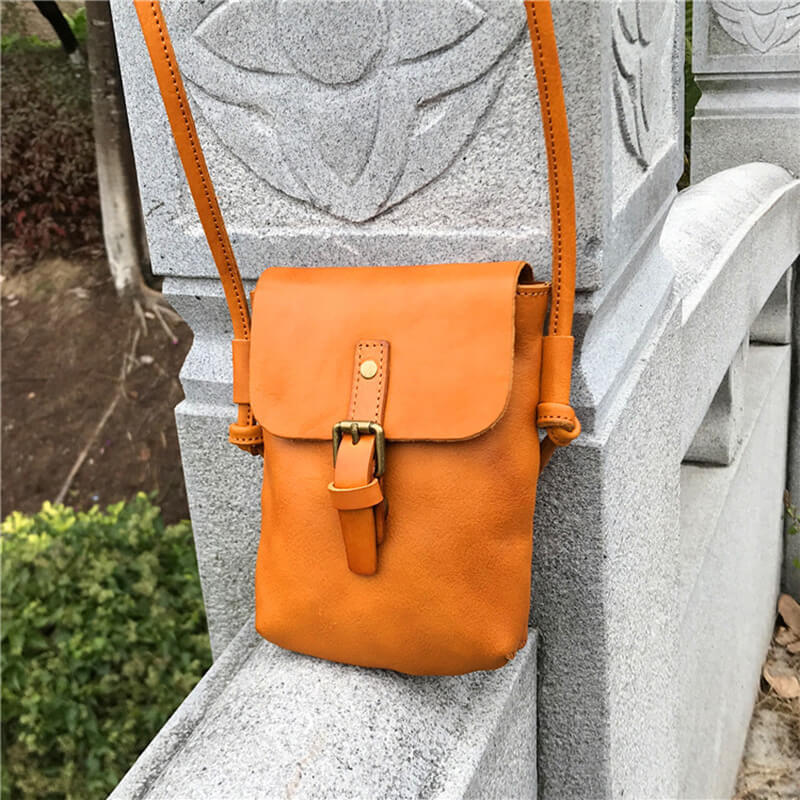 kleine umhängetasche damen gelb