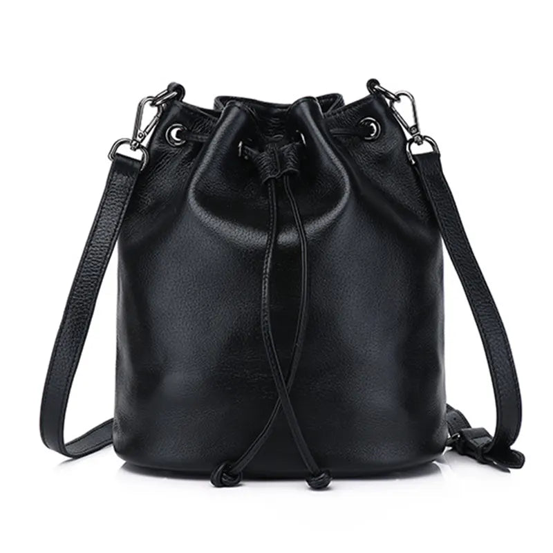 beuteltasche schwarz leder