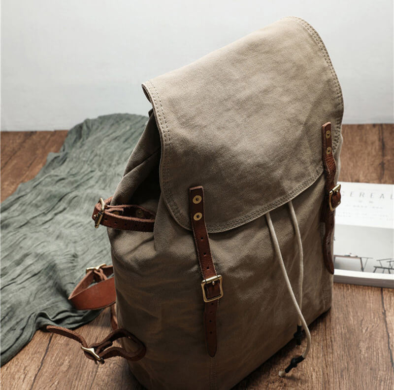 großer Rucksack Herren Canvas für Reisen mit Kodelzug und Laptopfach