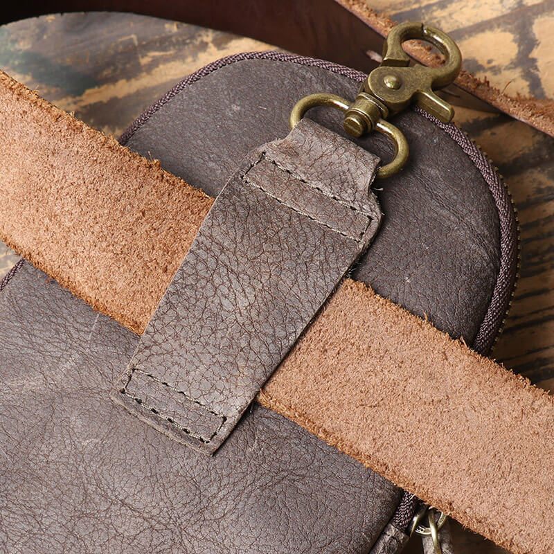 kleine Gürteltasche Herren Leder für Handy mit Haken in Hut Form