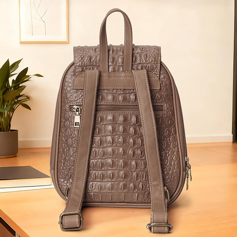 kleiner Rucksack Damen Leder Kroko Optik für Alltag in zwei Farben