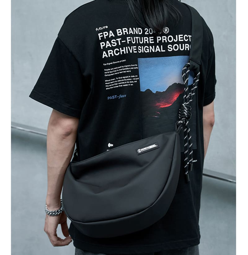umhängetasche herren schwarz