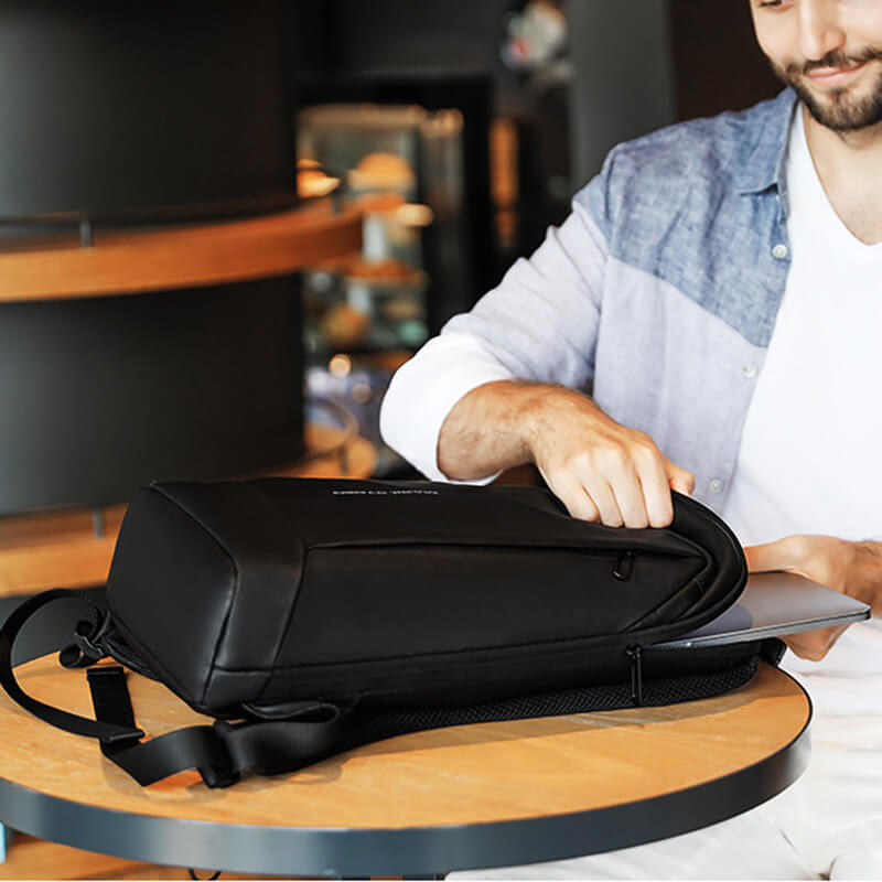 schwarzer Rucksack Herren mit Laptopfach Oxford Laptoptasche wasserdicht